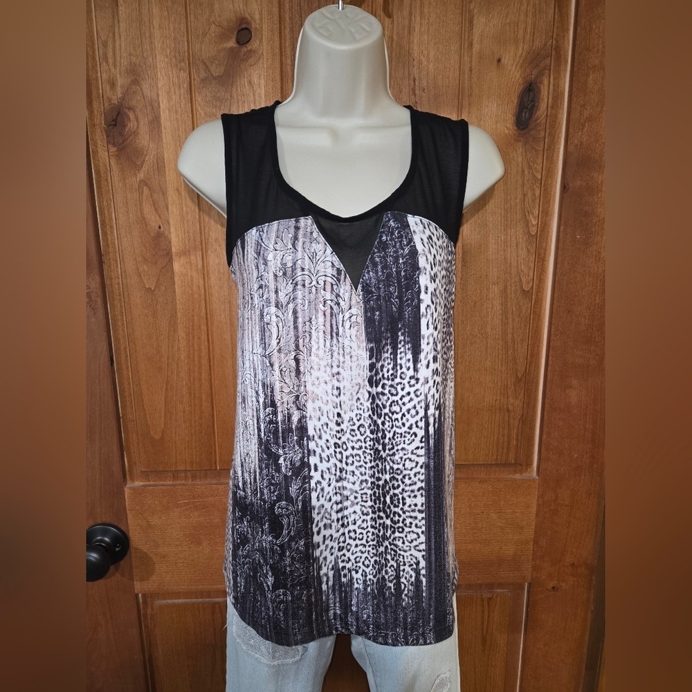 Nine West Black‎ and Gray Patterned Top